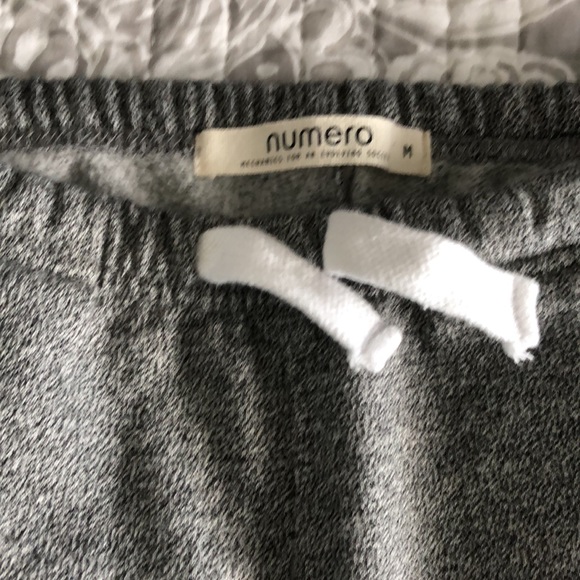 Numero Black Marled Jogging Pants with adjustable drawcord & elastic cuffs - Med - Picture 5 of 6